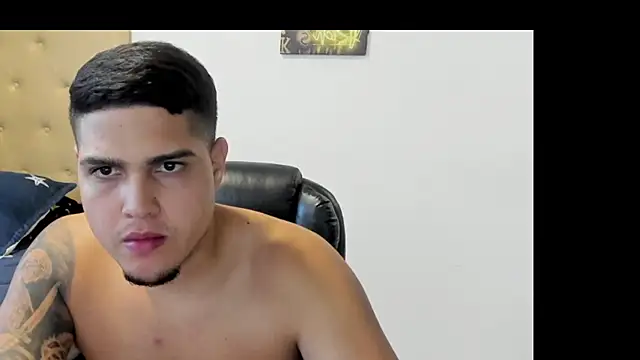 Chat +18 de Latinboyco77 ao vivo