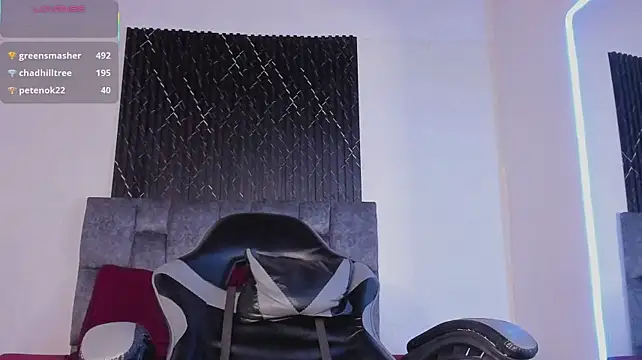 Онлайн чат XXX Alexxus_Smith