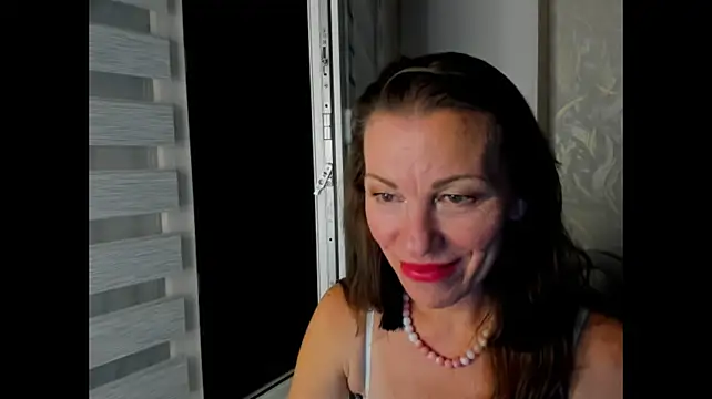 XXX chat uživo modela pure_elena