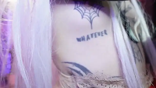 insania_9999_'s Live XXX Chat