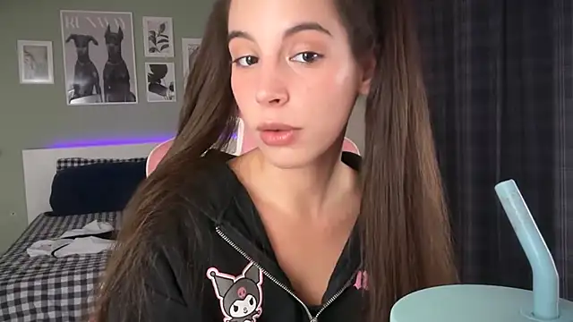XXX chat uživo modela DeaNass