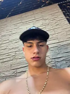 צ'אט XXX בשידור חי של Lander_Cruz
