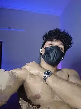 Chatroom XXX en direct de roxiii_