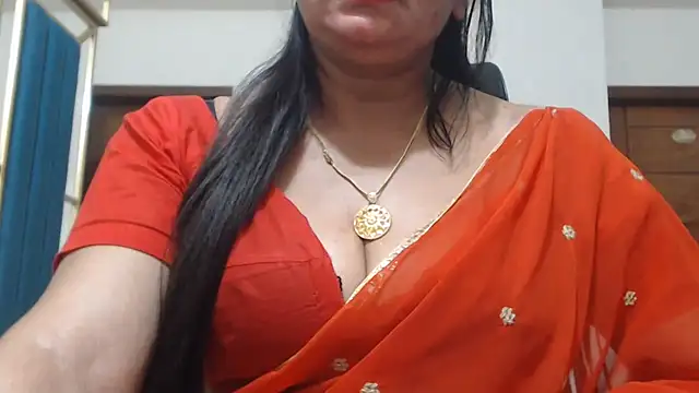 Maisa-130 Adlı Modelin Canlı XXX Sohbeti