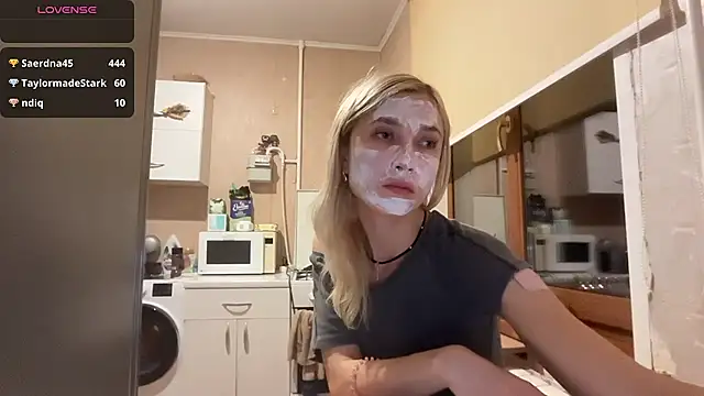 Онлайн чат XXX AngelJeni