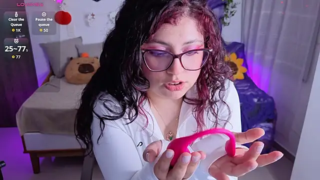 sofix__ Adlı Modelin Canlı XXX Sohbeti