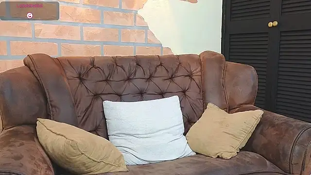 XXX chat uživo modela Kiing_001
