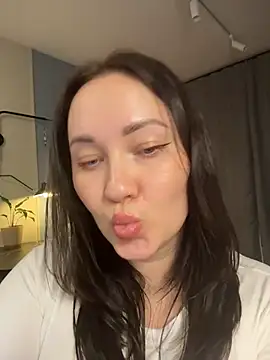 Chat XXX en directo de Kiss_My_Body
