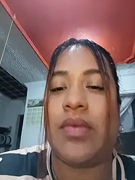 Chat +18 de Arya_Gomez ao vivo