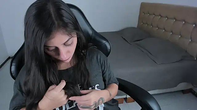 XXX chat uživo modela EmmaGrace1999