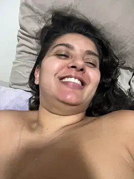 midsize_94's Live XXX Chat