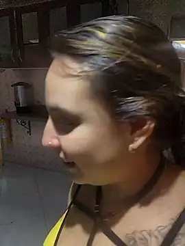 Chat XXX en directo de LizzRouse