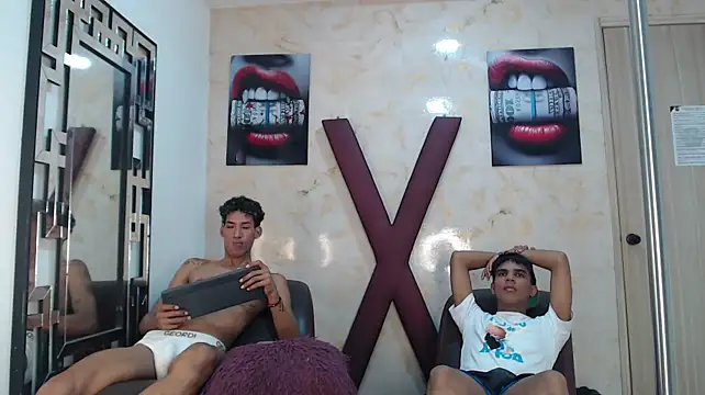 Chat XXX en directo de PITER_LOVER