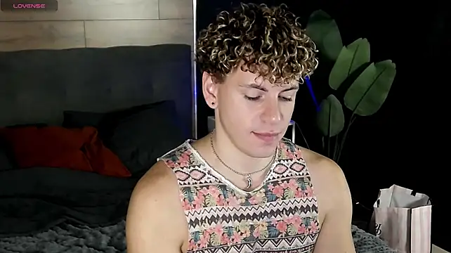 ConnorBlake live XXX chat