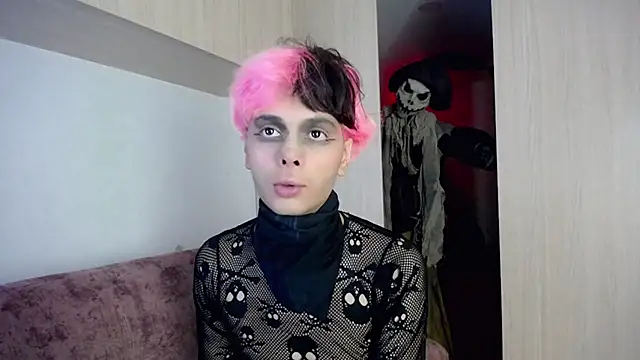 Darksweet_jack live XXX chat