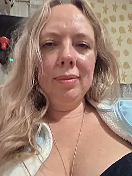 Irina3718's Webcam Show