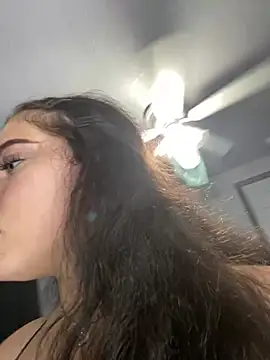 Marie_26 – Naživo XXX chat