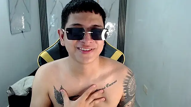 Brett_bless élő XXX-chatje