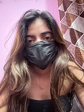 Miss_Pretty011's Live XXX Chat