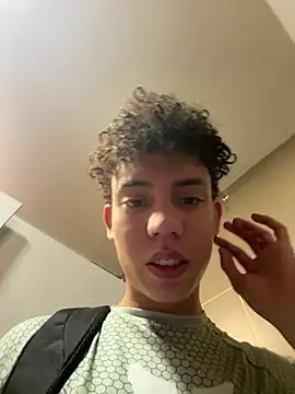 yoursexyjose – webcam-show
