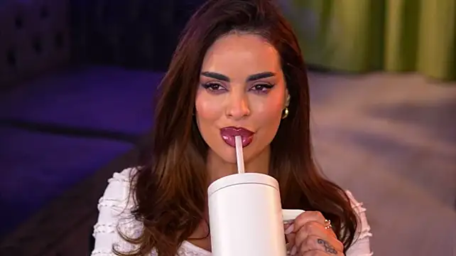צ'אט XXX בשידור חי של Arabian_Rose