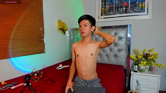 צ'אט XXX בשידור חי של fem_danny7