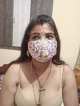 הופעת וובקאם של Devi_Tina