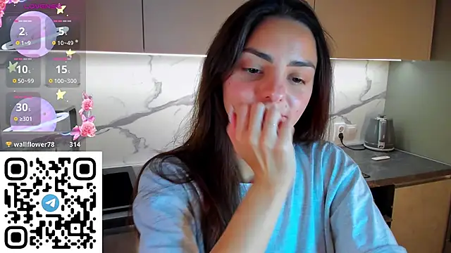 צ'אט XXX בשידור חי של EmiliaZen