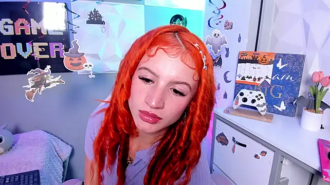 AdelaineBest Chat XXX in diretta