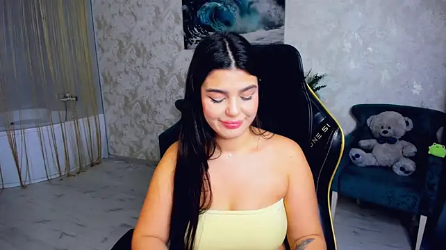 צ'אט XXX בשידור חי של AlluringAriel