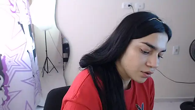 צ'אט XXX בשידור חי של zendayasexxx