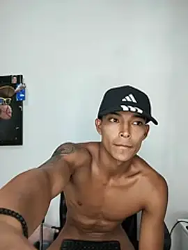 XXX chat uživo modela Demiansteven444