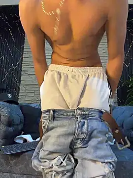 Lander_Cruz Live XXX-Chat