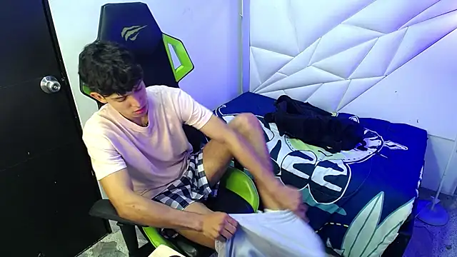 Chat XXX en directo de Liom_Gym