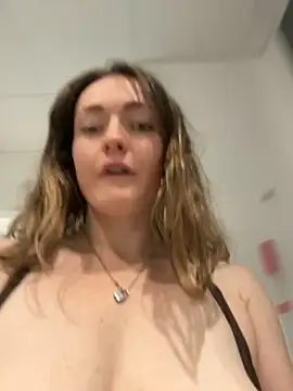 BonnieUKx live XXX chat