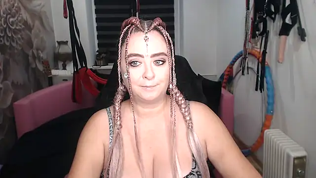 MISSgoddessMARIA Chat XXX in diretta