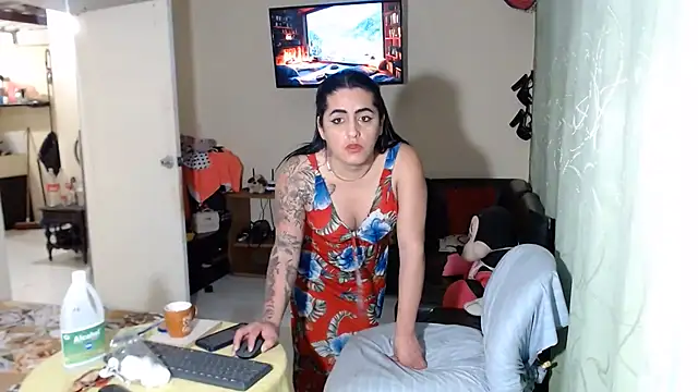 Chat +18 de Sashaferrari2000 ao vivo