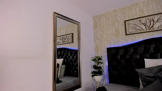 MaxCruz_ live XXX chat