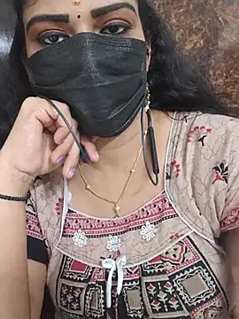 soundharya_tamil Chat XXX in diretta