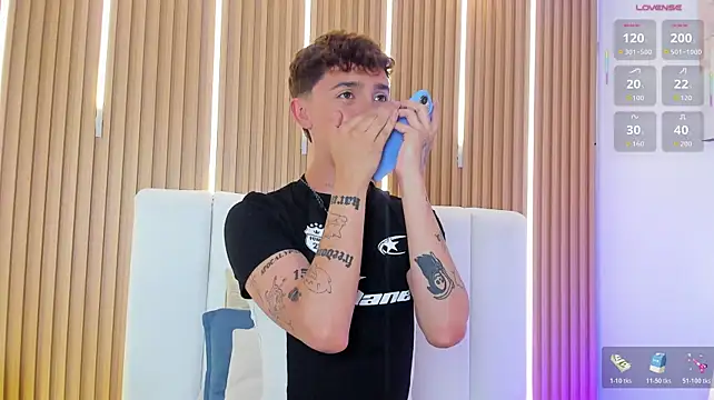 Timothy_ros' Live XXX Chat