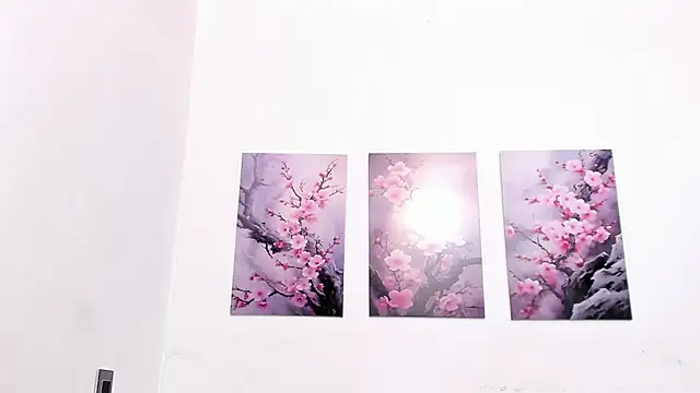 pinky_f00x XXX чат на живо