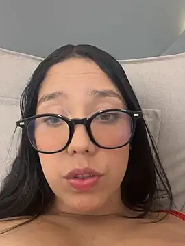 AriaLuxx's Live XXX Chat