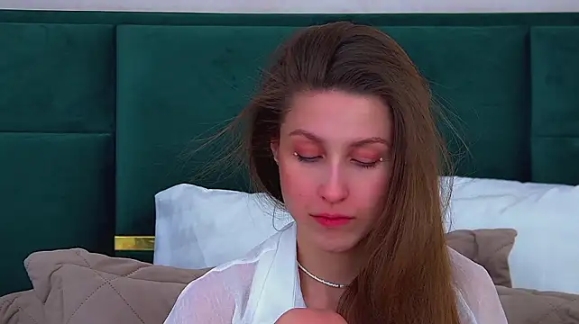 دردشة HaileyArden الجنسية المباشرة
