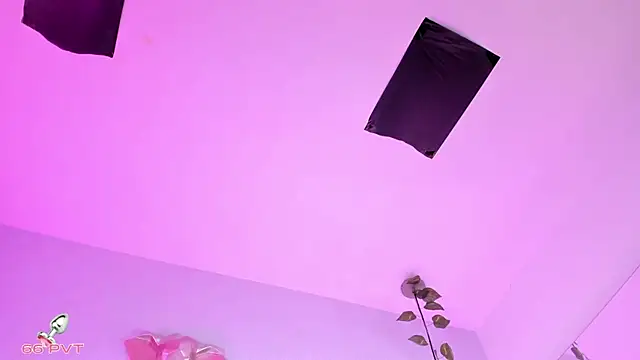 GabrielaSuarez_'s Live XXX Chat