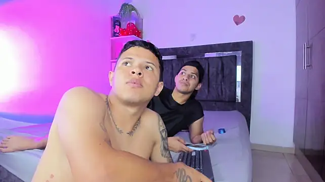 Chat +18 de StevenSmith18 ao vivo