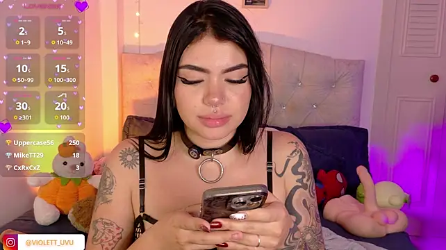 VioletEvanzz Chat XXX live