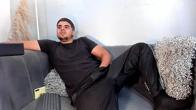 Chat XXX en directo de ThiagoBlake