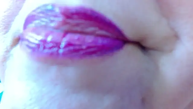 Kerly_DollのライブXXXチャット