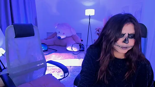 Elainebeness XXX чат на живо