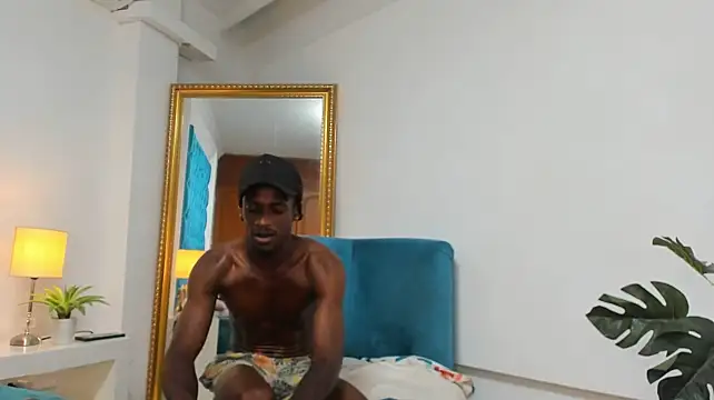 Charliedamn Chat XXX live